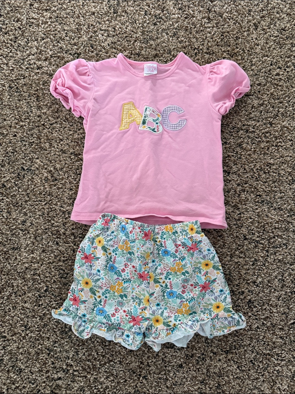 Stitchy Fish ABC Puff Sleeve Tee & Floral Ruffle Shorts Set- Size 2T